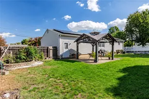 73 Eagle Rd, Cranston, RI 02920 - Photo 19