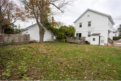 28 Yorkshire Street, Providence, RI 02908 - Photo 5