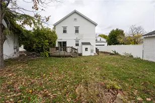 28 Yorkshire St, Providence, RI 02908 - Photo 7