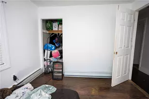 28 Yorkshire St, Providence, RI 02908 - Photo 35