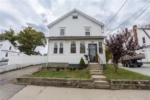 28 Yorkshire St, Providence, RI 02908 - Photo 1