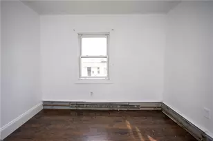 28 Yorkshire St, Providence, RI 02908 - Photo 33