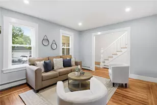 21 Princeton St, Newport, RI 02840 - Photo 7