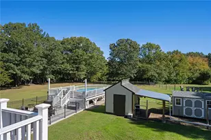 37 Forrestal Dr, Westerly, RI 02891 - Photo 25