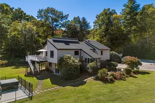 37 Forrestal Dr, Westerly, RI 02891 - Photo 31