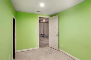 35 Kenwood St, Warwick, RI 02889 - Photo 33
