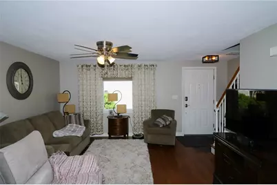 1175 Diamond Hill Road #302, Woonsocket, RI 02895 - Photo 9