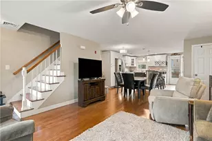 1175 Diamond Hill Rd, Woonsocket, RI 02895 - Photo 9