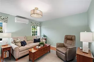 136 Briarwood Dr, South Kingstown, RI 02879 - Photo 17