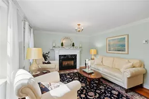 136 Briarwood Dr, South Kingstown, RI 02879 - Photo 13