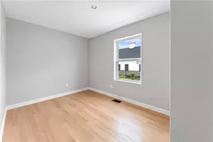 426 Public St, Providence, RI 02907 - Photo 19