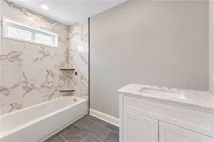 426 Public St, Providence, RI 02907 - Photo 25