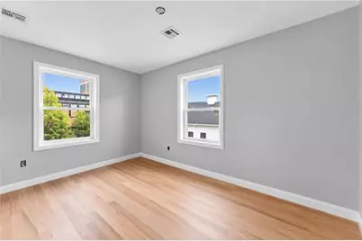 426 Public Street, Providence, RI 02907 - Photo 13