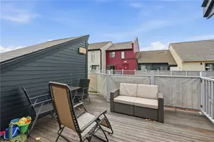 122 Swinburne Row, Newport, RI 02840 - Photo 23
