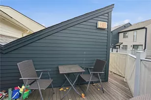 122 Swinburne Row, Newport, RI 02840 - Photo 25