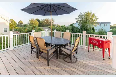 142 Blackberry Hill Drive, South Kingstown, RI 02879 - Photo 9