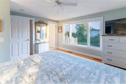 142 Blackberry Hill Drive, South Kingstown, RI 02879 - Photo 17