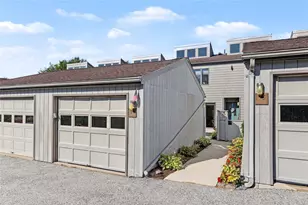 74 Sea Breeze Ln, Bristol, RI 02809 - Photo 29