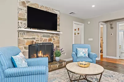 397 Gibbs Avenue #B, Newport, RI 02840 - Photo 11