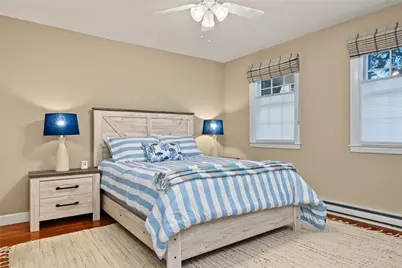 397 Gibbs Avenue #B, Newport, RI 02840 - Photo 15