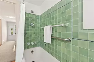 11 Intervale Rd, Providence, RI 02906 - Photo 29