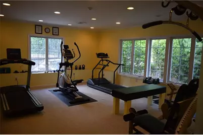 16 Starling Way, West Warwick, RI 02893 - Photo 37