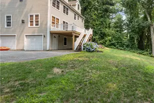 22 Breezy Knoll Rd, Smithfield, RI 02828 - Photo 5