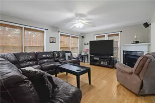 22 Breezy Knoll Rd, Smithfield, RI 02828 - Photo 13