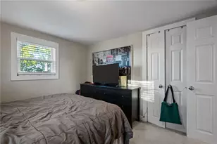 77 Garfield St, Newport, RI 02840 - Photo 25
