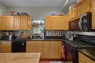 77 Garfield St, Newport, RI 02840 - Photo 13