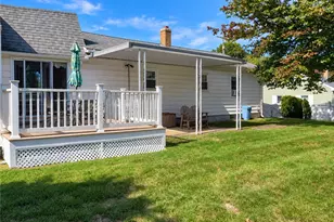 91 Flora Ave, Woonsocket, RI 02895 - Photo 15
