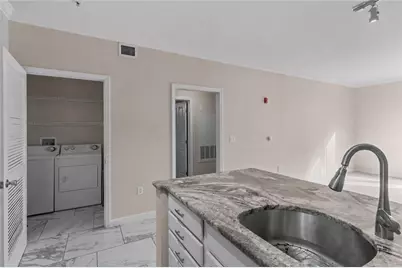 1000 Providence Place #286, Providence, RI 02903 - Photo 5