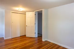 916 Bullocks Point Ave, East Providence, RI 02915 - Photo 33