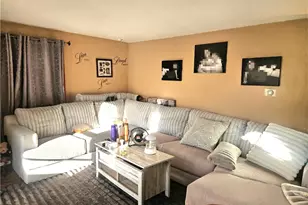 207 Old County Rd, Smithfield, RI 02917 - Photo 3