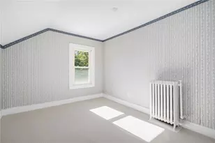1 Russell Ave, Newport, RI 02840 - Photo 25