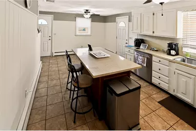 105 Curtis Street, Cranston, RI 02920 - Photo 5