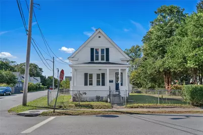 30 Read Street, East Providence, RI 02915 - Photo 1