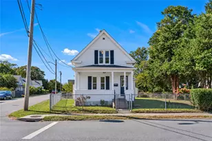 30 Read St, East Providence, RI 02915 - Photo 1