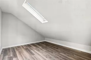 169 10th St, Providence, RI 02906 - Photo 29