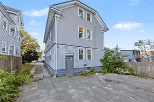 169 10th St, Providence, RI 02906 - Photo 35