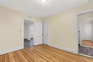 169 10th St, Providence, RI 02906 - Photo 11