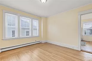 169 10th St, Providence, RI 02906 - Photo 3