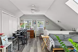 169 10th St, Providence, RI 02906 - Photo 21