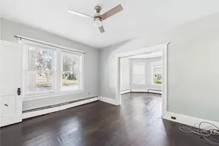 464 N Main St, Woonsocket, RI 02895 - Photo 13