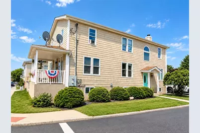 313 State Street Street #2, Bristol, RI 02809 - Photo 1