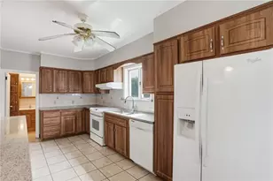 17 Victory St, Cumberland, RI 02864 - Photo 11
