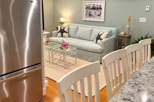 70 Carroll Ave, Newport, RI 02840 - Photo 3