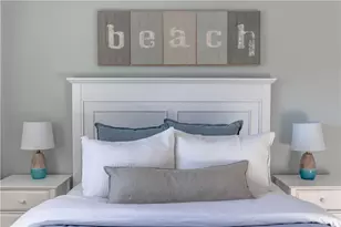 70 Carroll Ave, Newport, RI 02840 - Photo 15