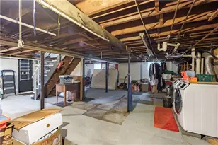 281 Market St, Warren, RI 02885 - Photo 35