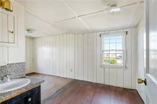 1127 Succotash Rd, Narragansett, RI 02882 - Photo 23